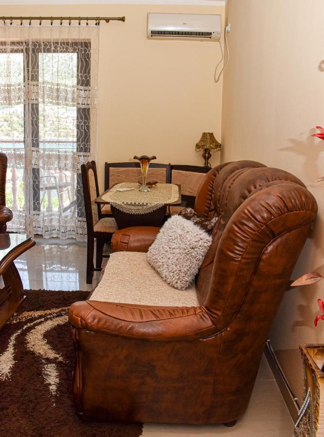 Apartments Simun Котор Екстер'єр фото