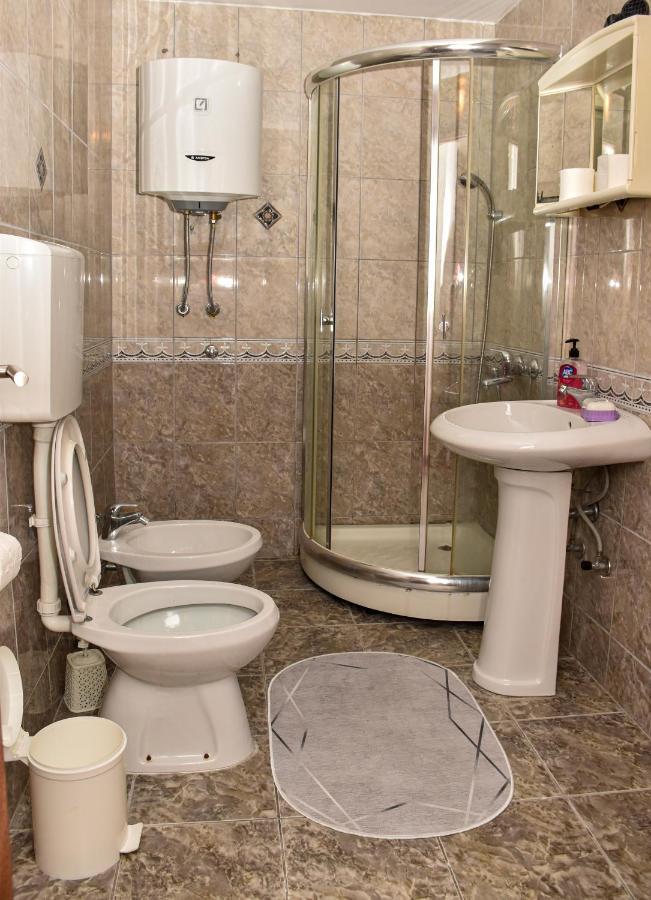 Apartments Simun Котор Екстер'єр фото